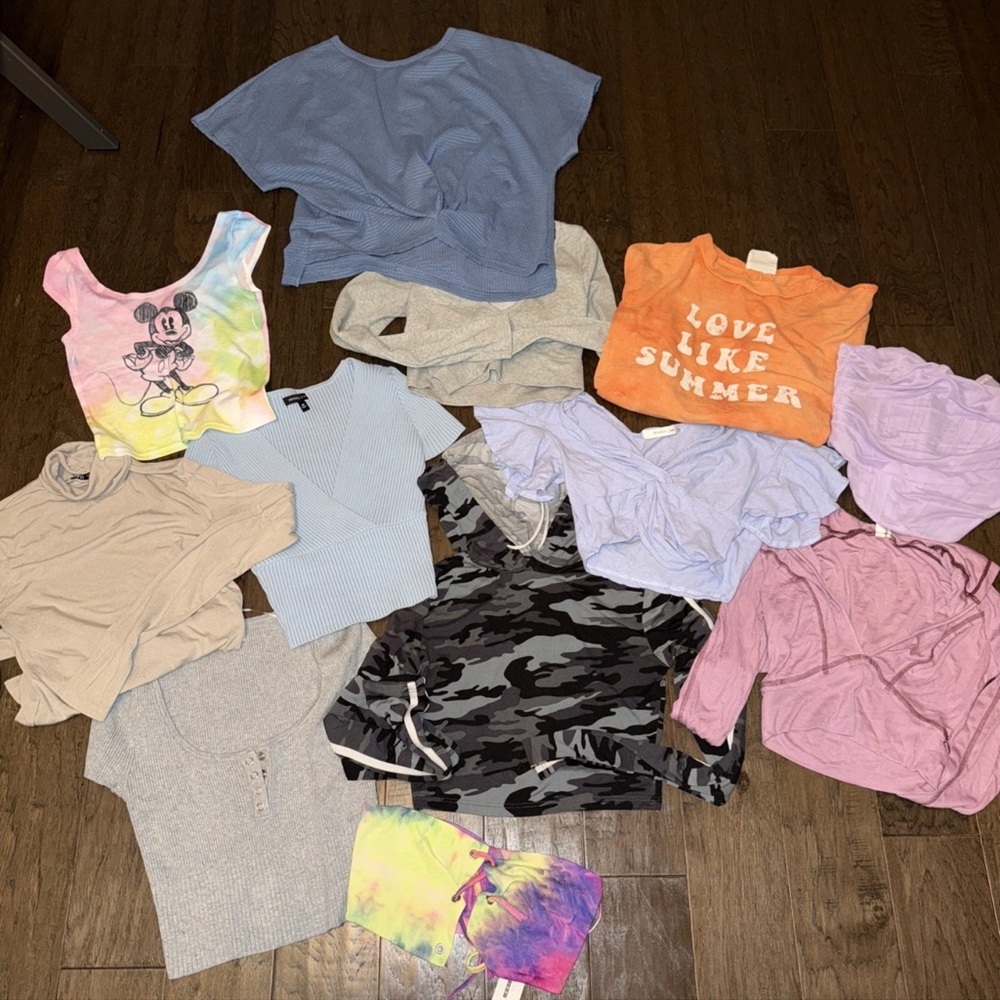 Womans Clothing Lot Of 12 Items good Reseller size xs/s/m Zara, mustard seed